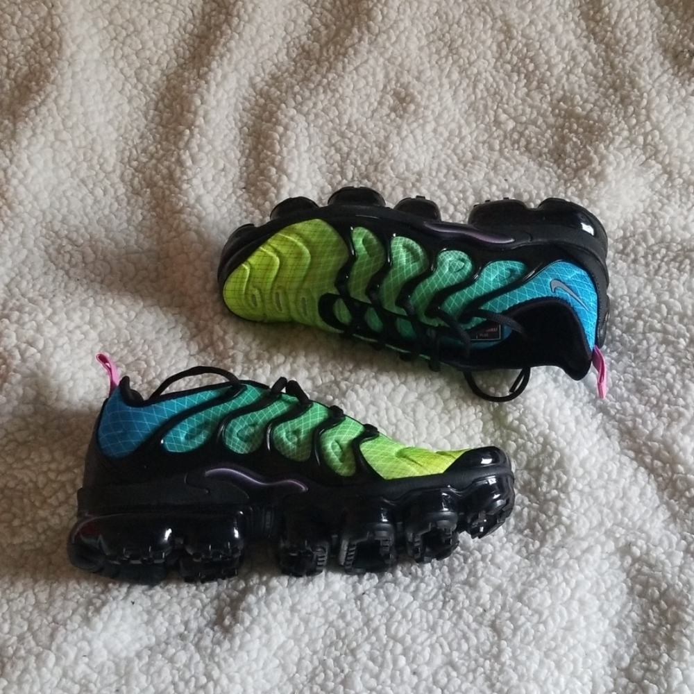 New Vapormax Plus